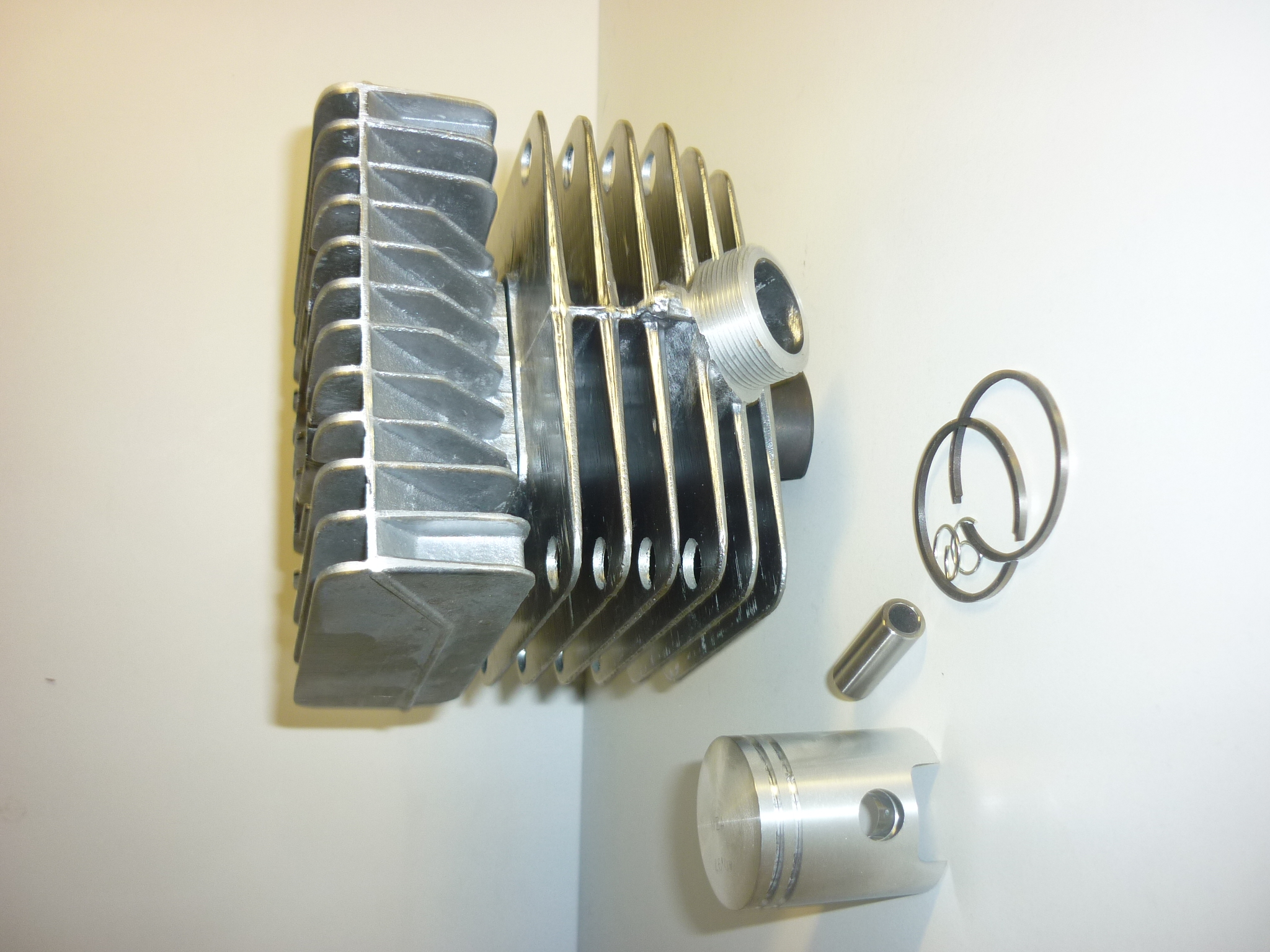 Válec s hlavou Simson S51, SR50