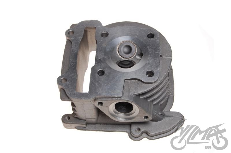 Hlava válce čínské 4T skútry s motory GY6 80cm3