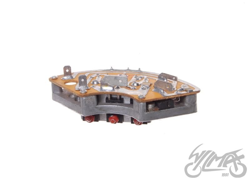 Regulátor napětí MZ - originální