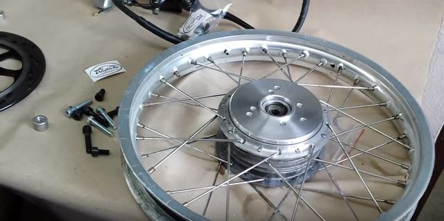 Přední ktoučová brzda Simson S51